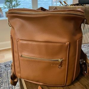 Fawn design diaper bag in brown! Perfect condition